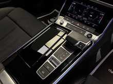 Audi A6 Avant TFSI Black Edition - U13693