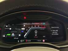 Audi A6 Avant TFSI Black Edition - U13693