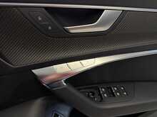 Audi A6 Avant TFSI Black Edition - U13693