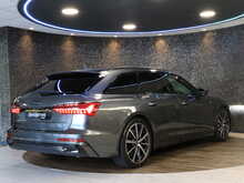 Audi A6 Avant TFSI Black Edition - U13693