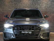 Audi A6 Avant TFSI Black Edition - U13693