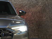 Audi A6 Avant TFSI Black Edition - U13693