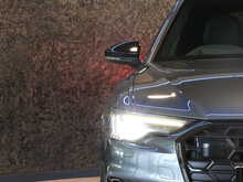 Audi A6 Avant TFSI Black Edition - U13693