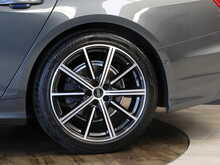 Audi A6 Avant TFSI Black Edition - U13693
