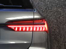 Audi A6 Avant TFSI Black Edition - U13693