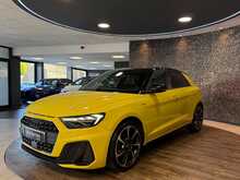 Audi A1 TFSI S line Contrast Edition - U13696