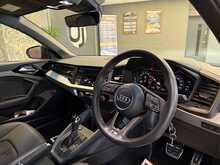 Audi A1 TFSI S line Contrast Edition - U13696
