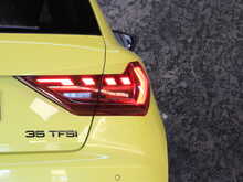 Audi A1 TFSI S line Contrast Edition - U13696