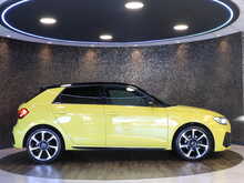Audi A1 TFSI S line Contrast Edition - U13696
