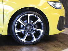 Audi A1 TFSI S line Contrast Edition - U13696