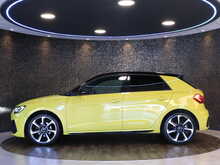 Audi A1 TFSI S line Contrast Edition - U13696