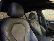 BMW 5 Series 520d MHT M Sport - U13704