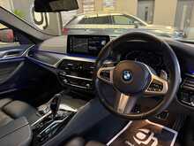 BMW 5 Series 520d MHT M Sport - U13704