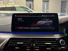 BMW 5 Series 520d MHT M Sport - U13704