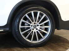 Mercedes-Benz GLC GLC250 AMG Line - U13705