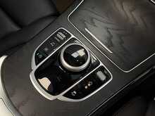 Mercedes-Benz GLC GLC250 AMG Line - U13705