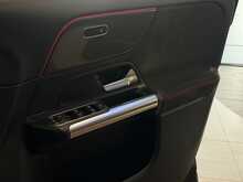 Mercedes-Benz GLA GLA200 AMG Line Night Edition - U13706