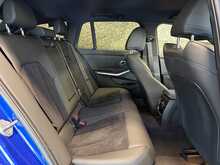 BMW 3 Series 330e M Sport - U13708