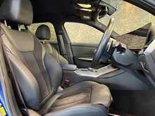 BMW 3 Series 330e M Sport - U13708