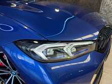 BMW 3 Series 330e M Sport - U13708