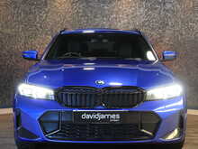 BMW 3 Series 330e M Sport - U13708