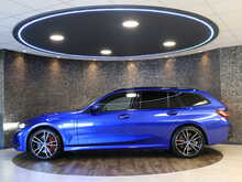 BMW 3 Series 330e M Sport - U13708