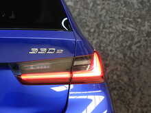 BMW 3 Series 330e M Sport - U13708
