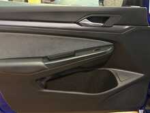 Volkswagen Golf TSI R Black Edition - U13717
