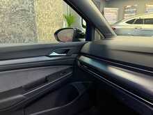 Volkswagen Golf TSI R Black Edition - U13717