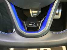 Volkswagen Golf TSI R Black Edition - U13717