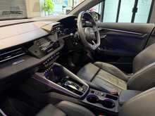 Audi A3 TFSI Black Edition - U13740