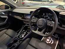Audi A3 TFSI Black Edition - U13740