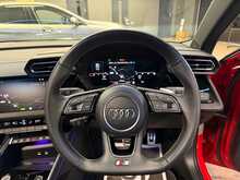 Audi A3 TFSI Black Edition - U13740