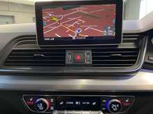 Audi Q5 TDI S line - U13786