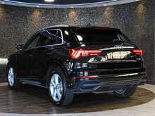 Audi Q3 TDI S line - U13943