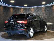 Audi Q3 TDI S line - U13943
