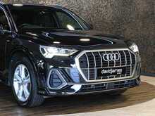 Audi Q3 TDI S line - U13943