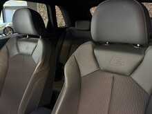 Audi Q3 TDI S line - U13943