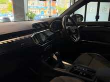 Audi Q3 TDI S line - U13943