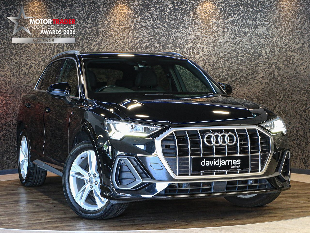 Audi Q3 TDI S line - U13943