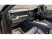Volvo XC60 h T6 Plus Black Edition - U13948