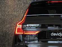 Volvo XC60 h T6 Plus Black Edition - U13948