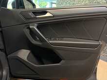 Volkswagen Tiguan TDI R-Line - U13952
