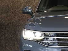 Volkswagen Tiguan TDI R-Line - U13952
