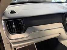 Volvo XC60 B4 MHEV Inscription Pro - U13953