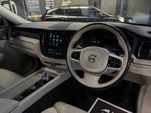 Volvo XC60 B4 MHEV Inscription Pro - U13953