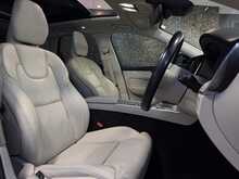 Volvo XC60 B4 MHEV Inscription Pro - U13953