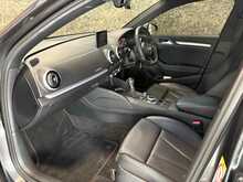 Audi S3 TFSI - U13975