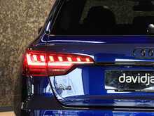 Audi A4 Avant TFSI Black Edition - U13984