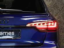 Audi A4 Avant TFSI Black Edition - U13984
